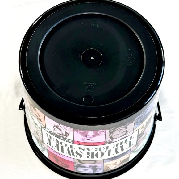 Taylor Swift Eras merchandise - Picture 4 of 5